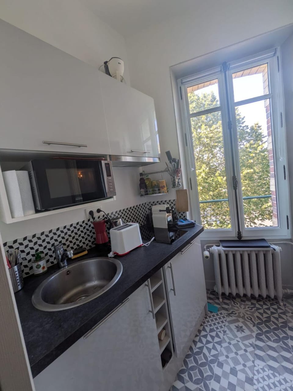 Kitchen or kitchenette, stove
