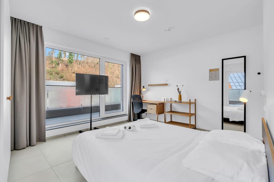 Modern Private Room Near Kirchberg Luxembourg Apartment in Luxembourg
