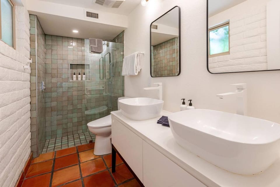 Hacienda Riad: free pool heat, hot tub, views House in Catalina Foothills