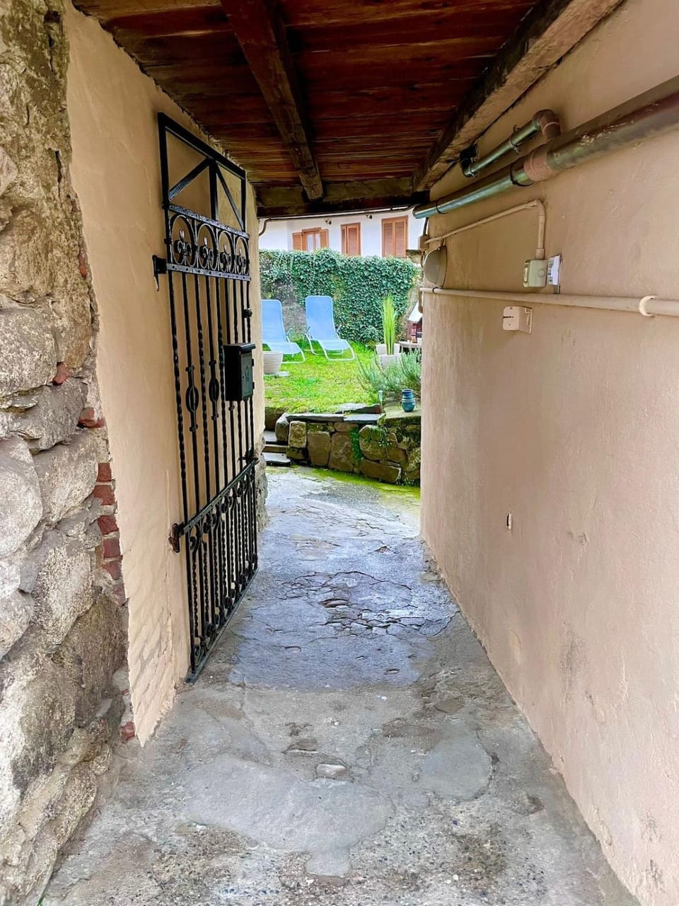 Casa Menta e Rosmarino Lake, private garden and BBQ House in Omegna
