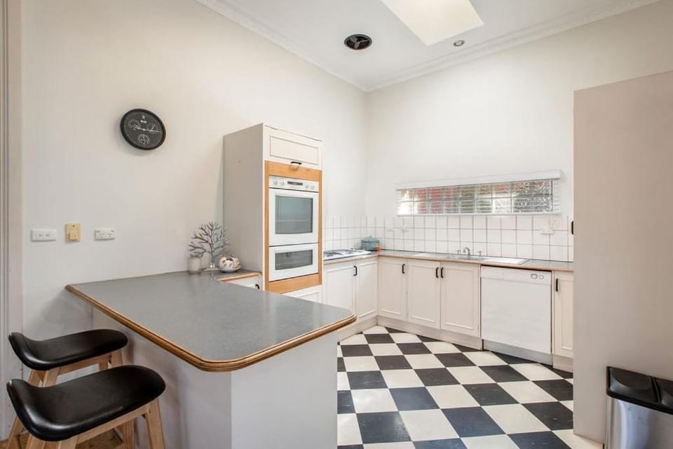 Gorgeous 3 Bed on Guinea House in Wodonga