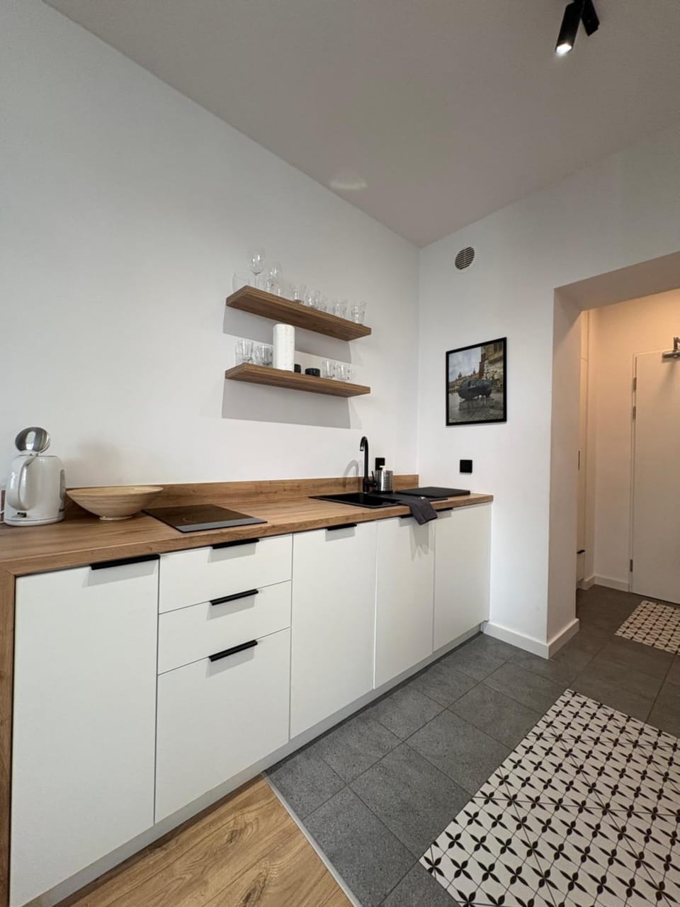 Comfort Cube with balcony - Old Town Apartment in Krakow