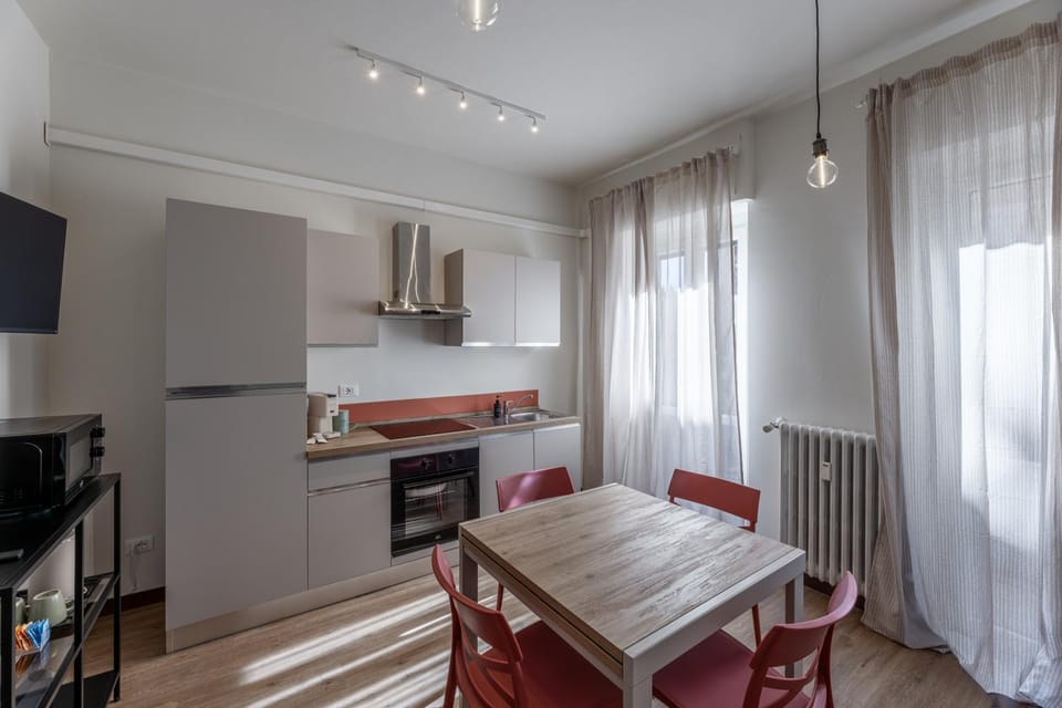 TV and multimedia, Coffee/tea facilities, Living room, Seating area, flat iron, internet, internet, oven, stove, air conditioner, air conditioner