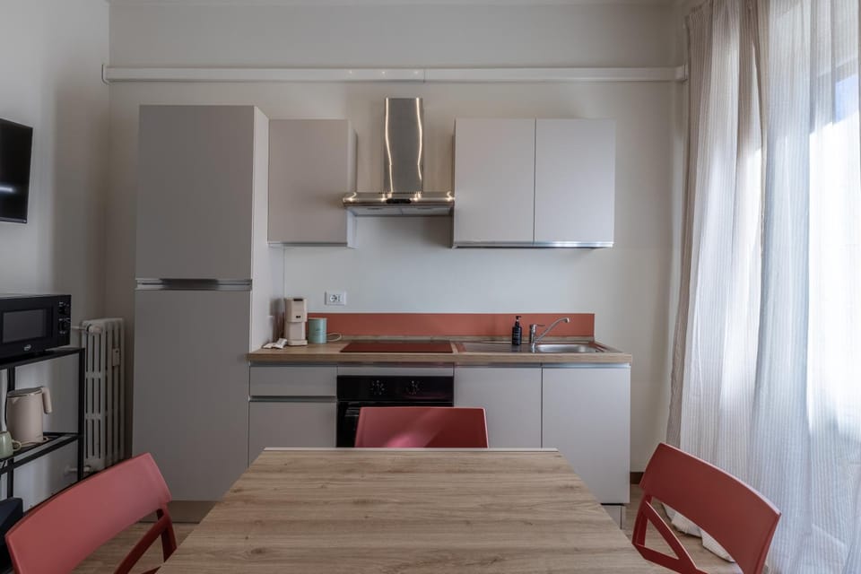 TV and multimedia, internet, microwave, kitchen
