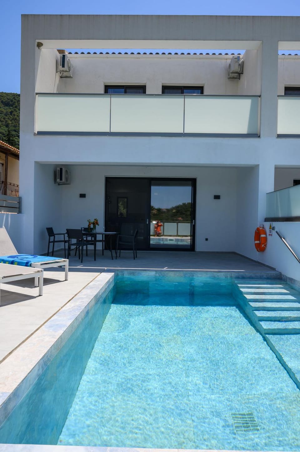 Day, Pool view, Swimming pool, sunbed