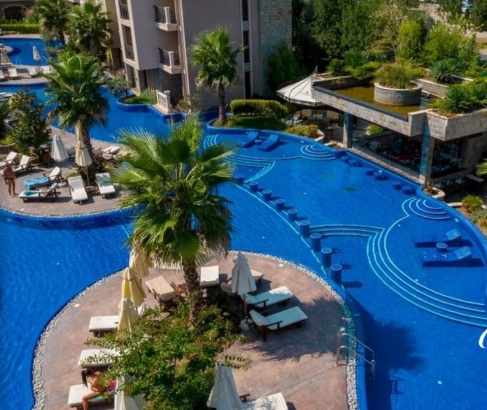 Lovely Studio Cascadas 10 Pools Free WiFi and Spa Apartment in Sunny Beach