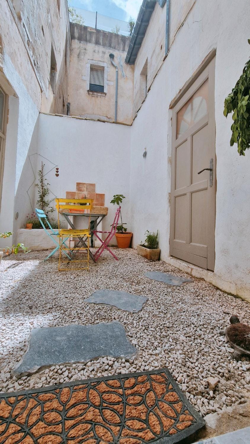 La Verrière du Chapeau Rouge - Entièrement climatisé Apartment in Avignon