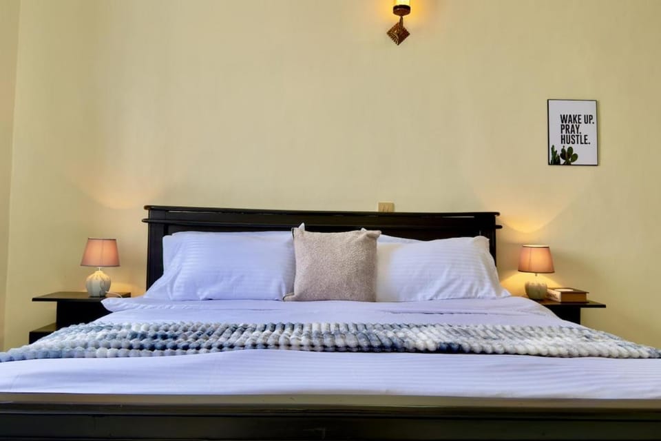 a spacious comfort apartment in Kyanja Apartment in Kampala