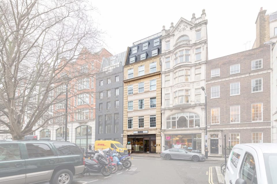 Property building, Day, Street view, Location