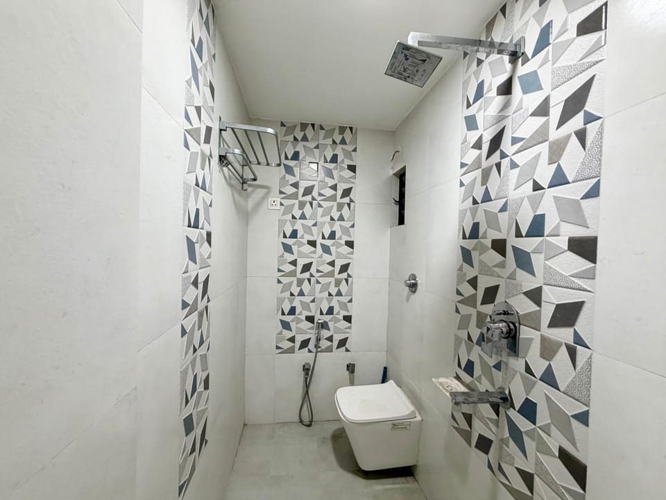 The Cozy Duplex 4 Bedrooms, Terrace & Balcony Villa in Maharashtra