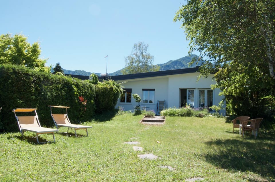 Villa Marius accesso diretto lago, giardino privato, 6 persone Apartment in Trentino-South Tyrol