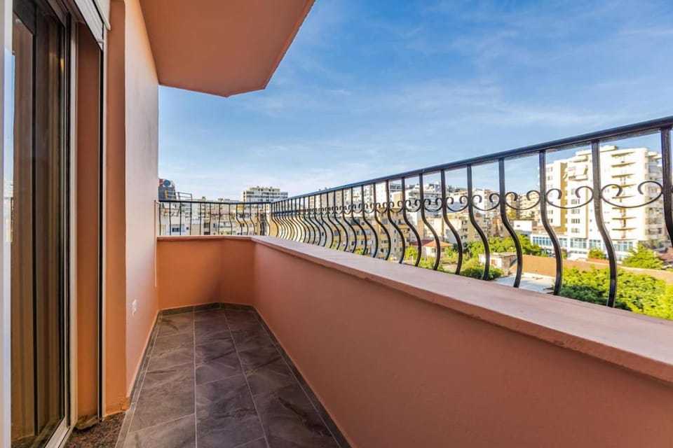 A&H Azure Apartaments 2BR by PikHost Apartment in Vlorë