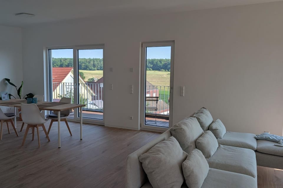 Natural landscape, View (from property/room), Balcony/Terrace, Living room, Seating area, Dining area