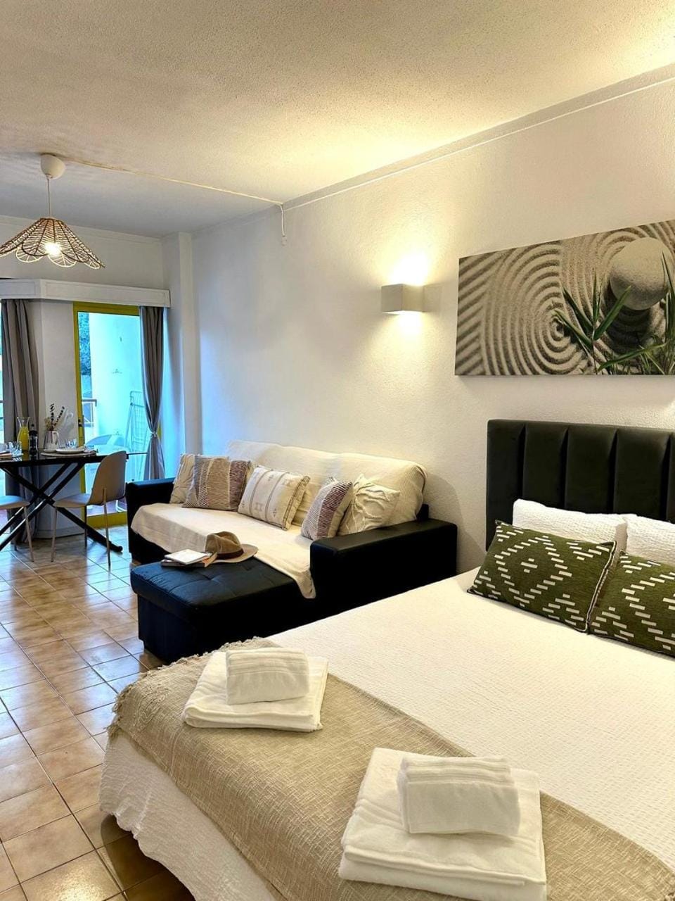 Clube Praia da Rocha Studio Apartment in Portimao