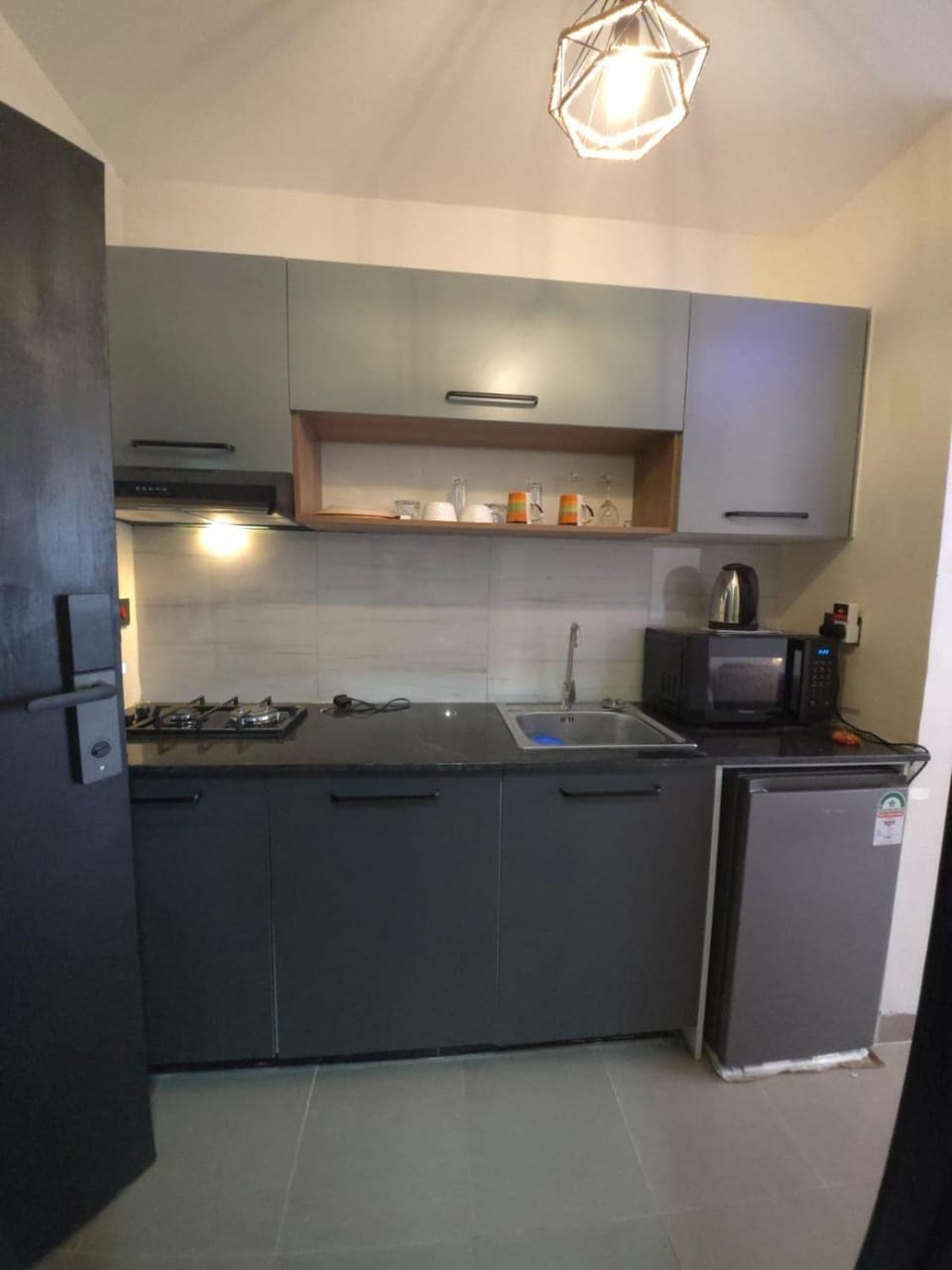 Airport Proximity Stay With Lift, Pool & Balcony Apartment in Nairobi County