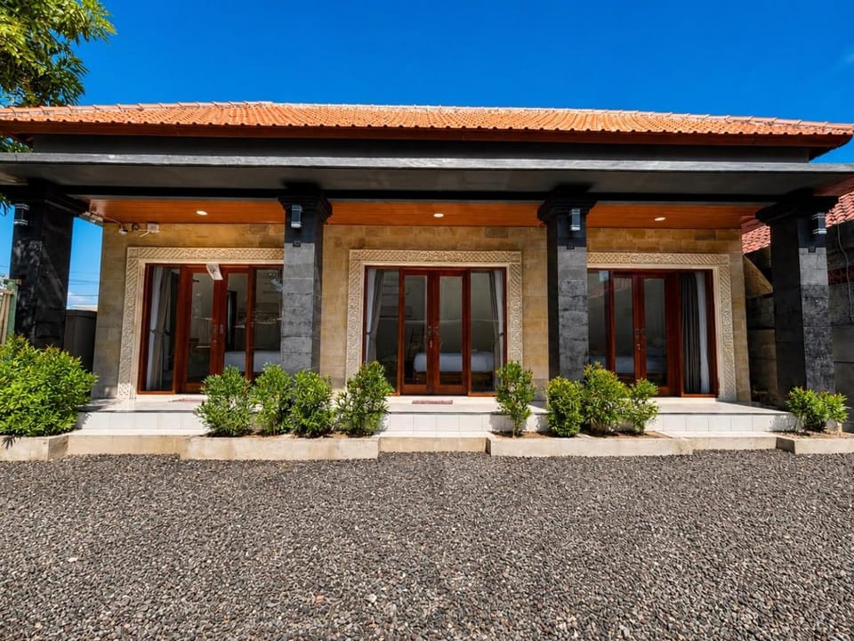 Hidden bay house Bed and Breakfast in Kuta Selatan