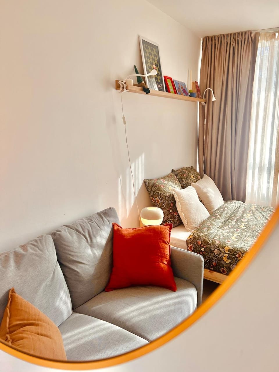 Communal lounge/ TV room, Living room, Seating area