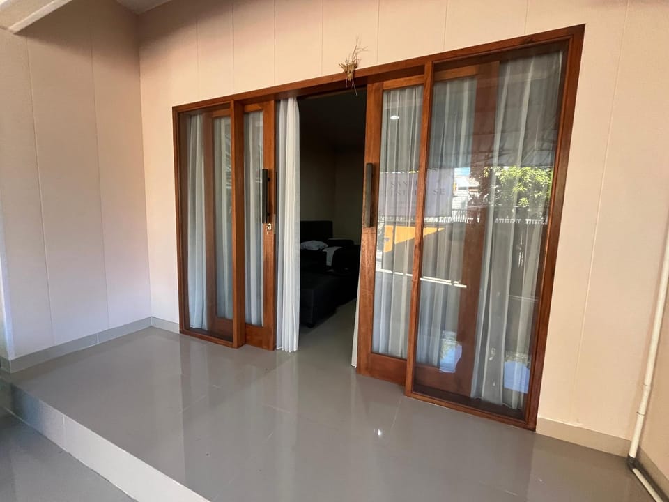 santru guest house Apartment in Denpasar