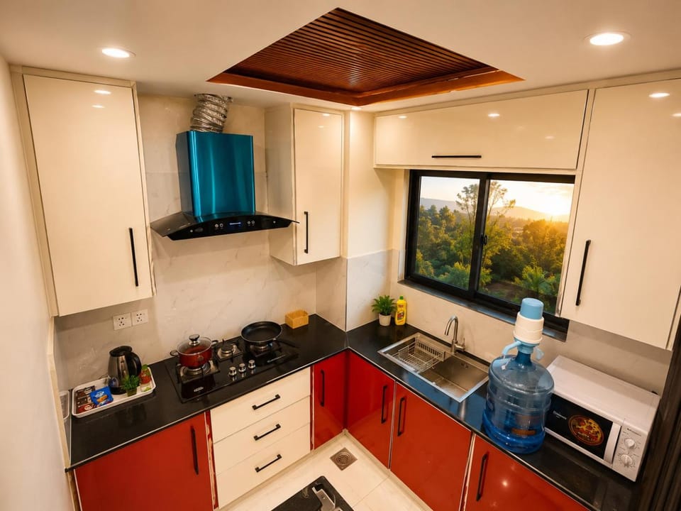 Kitchen or kitchenette