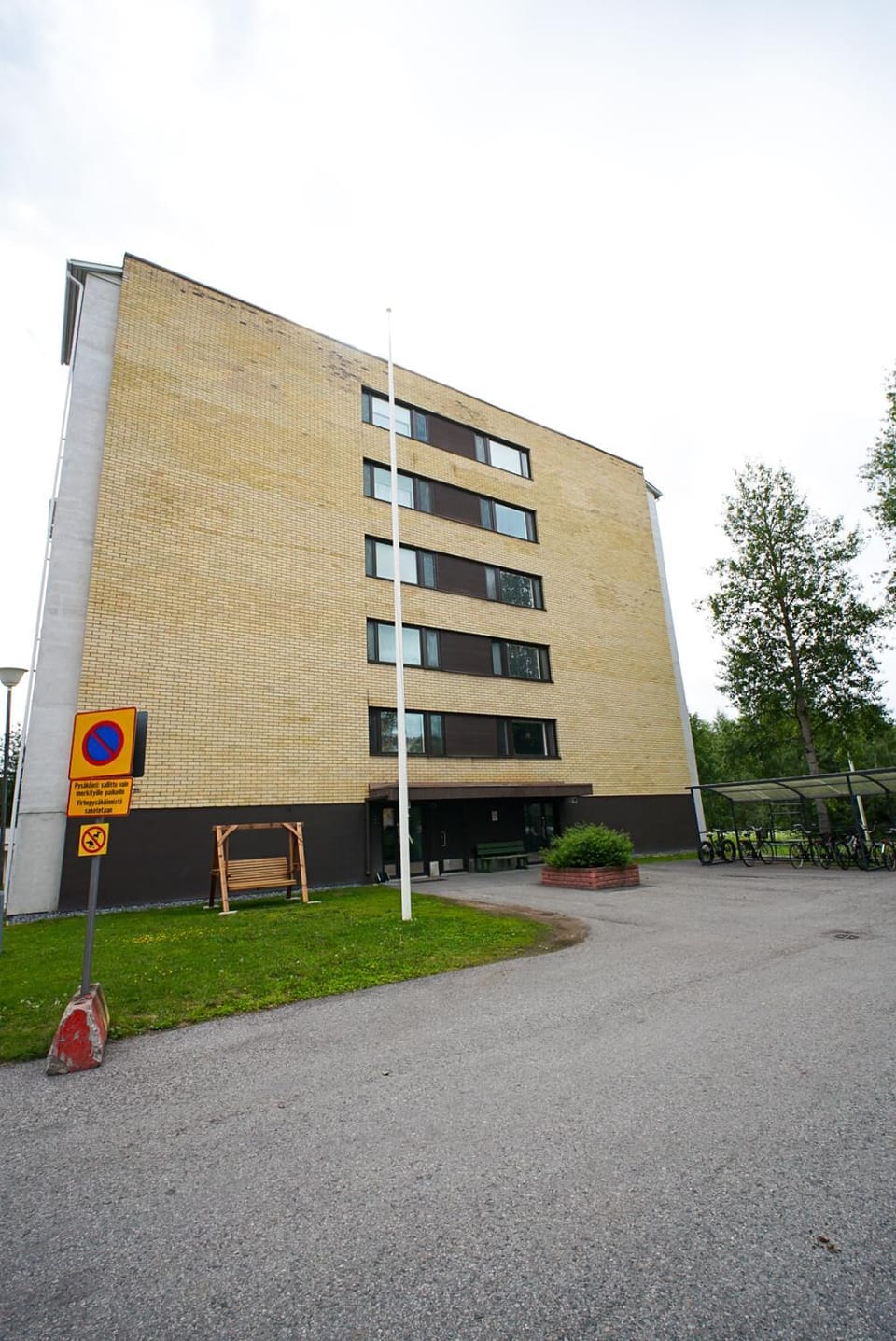 Property building, Day