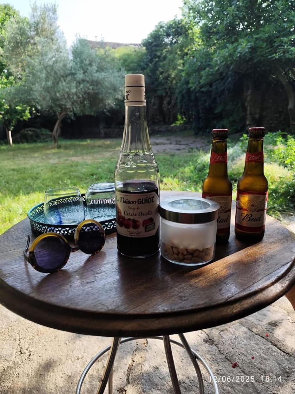 Aux Mimosas Hostel in Occitanie