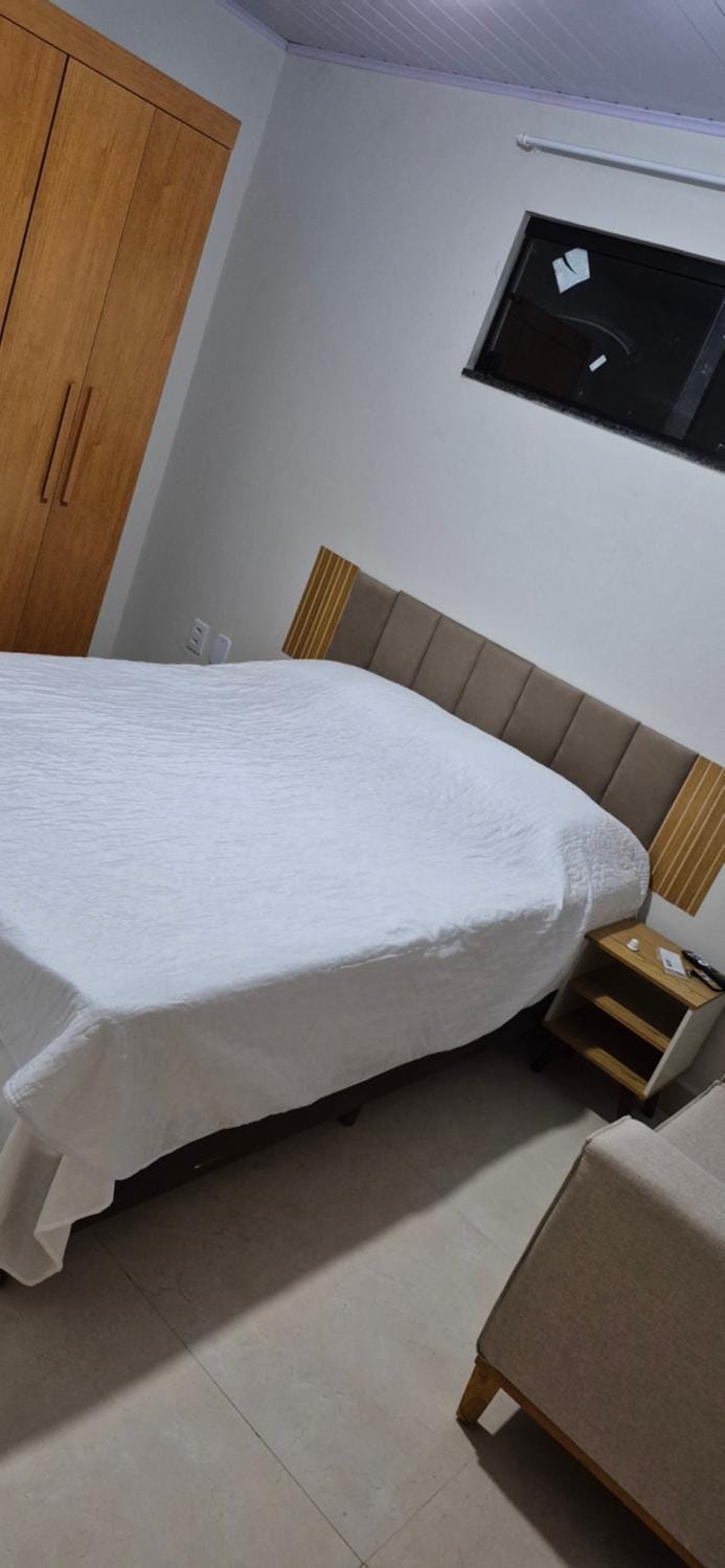Kit net mobiliada e aconchegante em Divino Apartment in State of Minas Gerais, Brazil