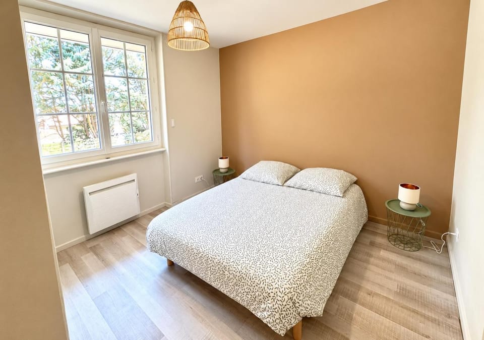 Bedroom, storage
