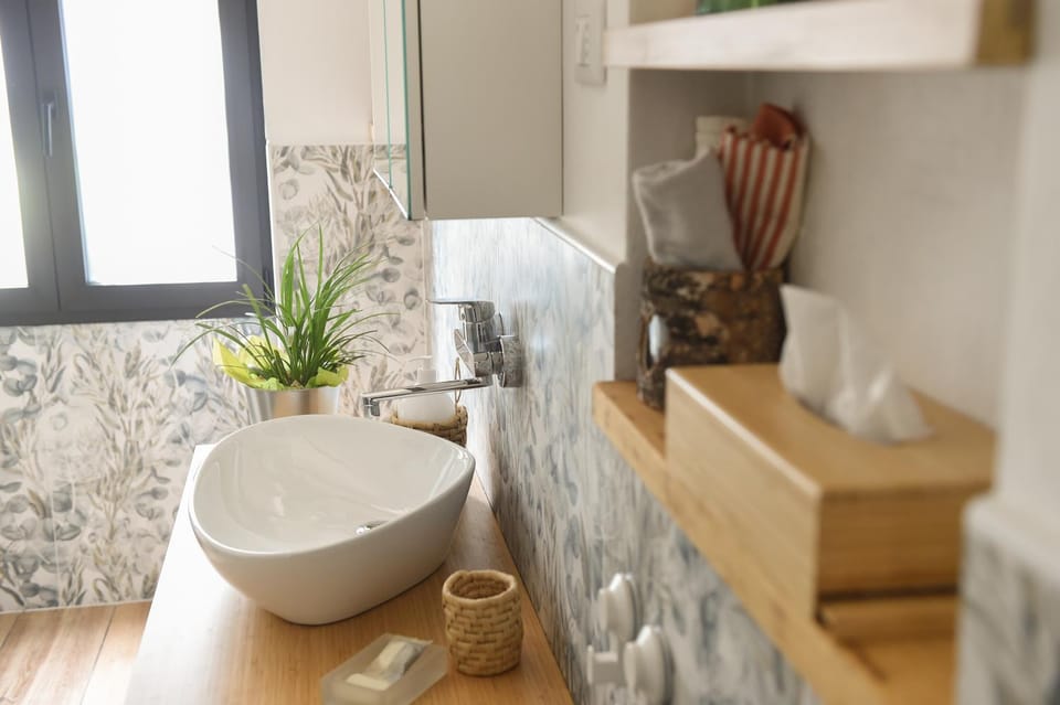 Toilet, Bathroom
