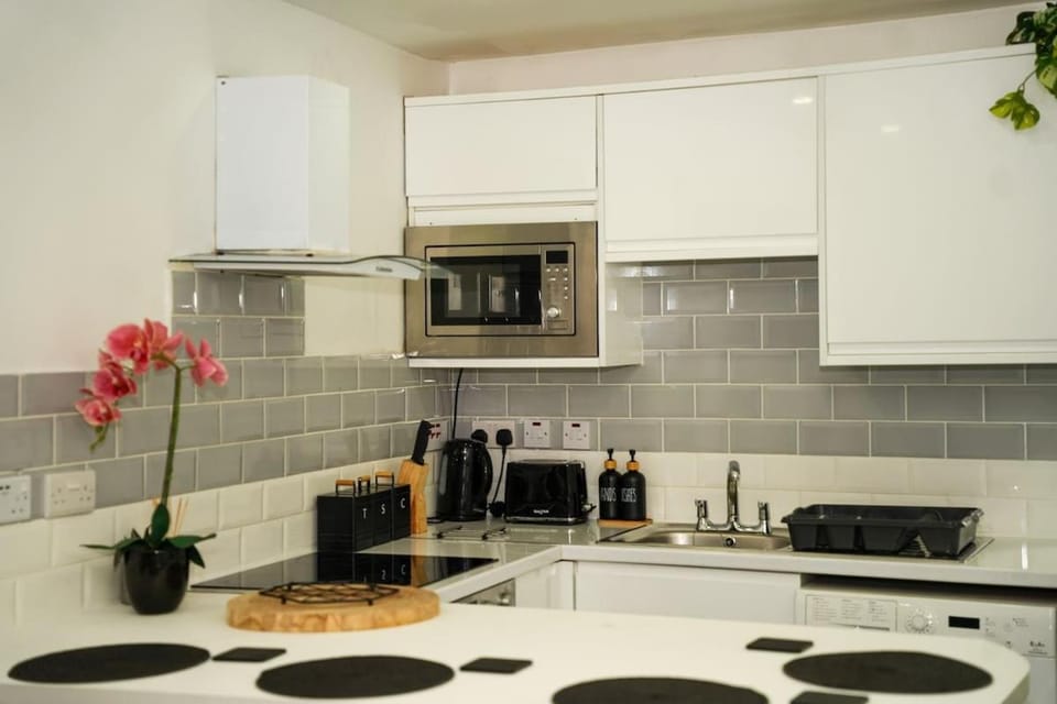 Two bed apartment near Cardiff University Apartment in Cardiff