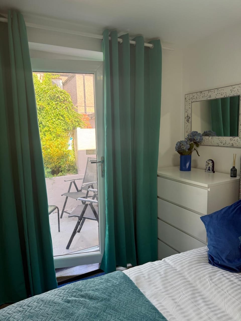 Two bed apartment near Cardiff University Apartment in Cardiff