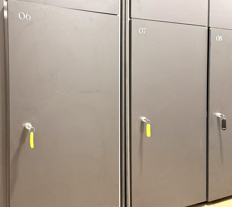 locker