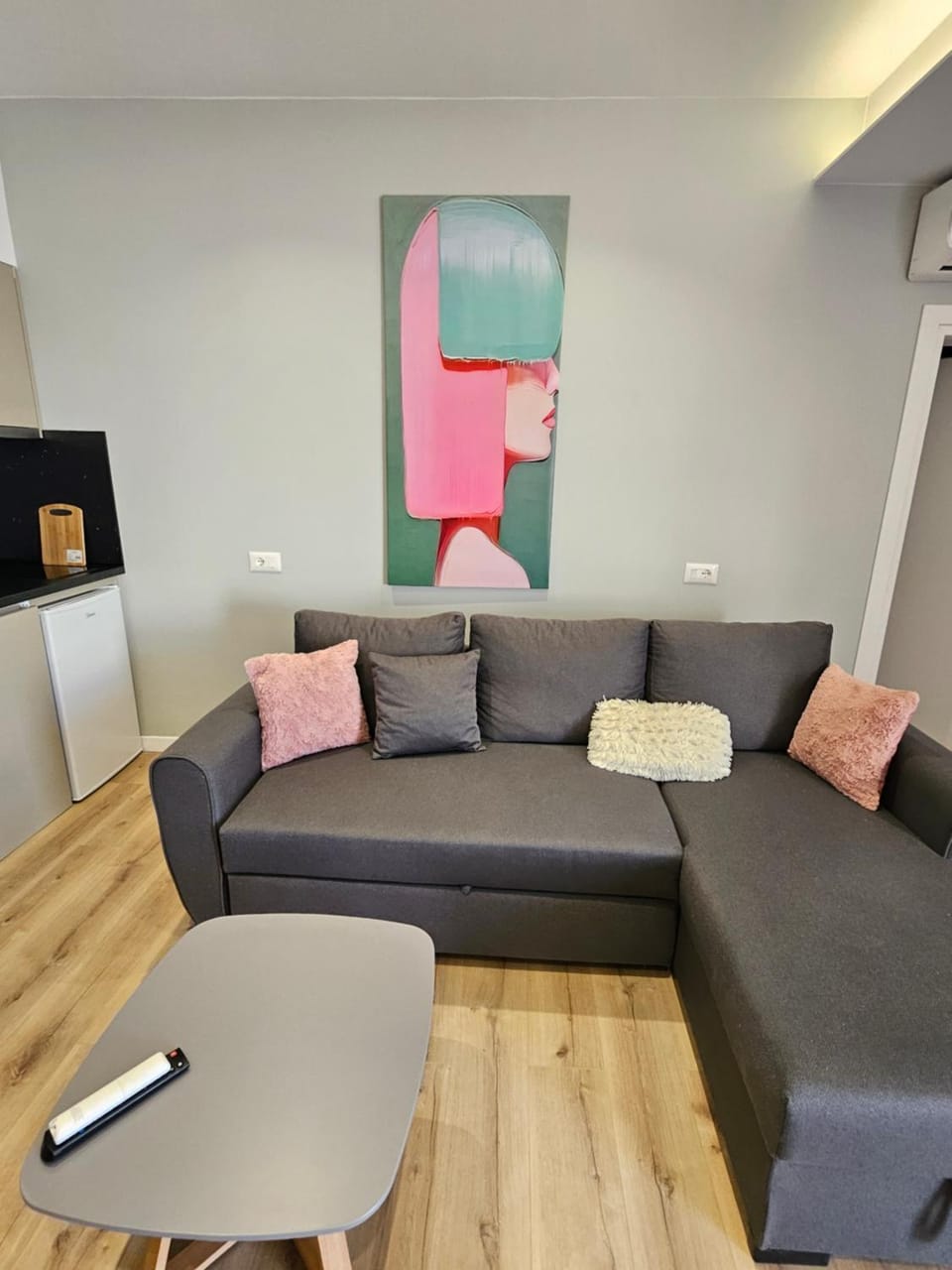 TV and multimedia, Living room, Seating area