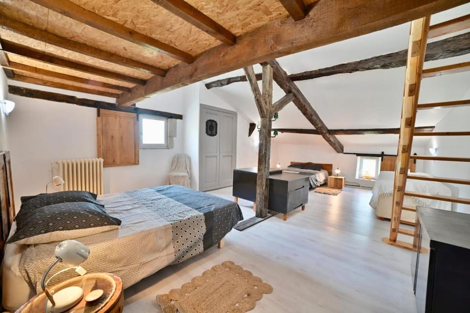 Bed, Bedroom, Family