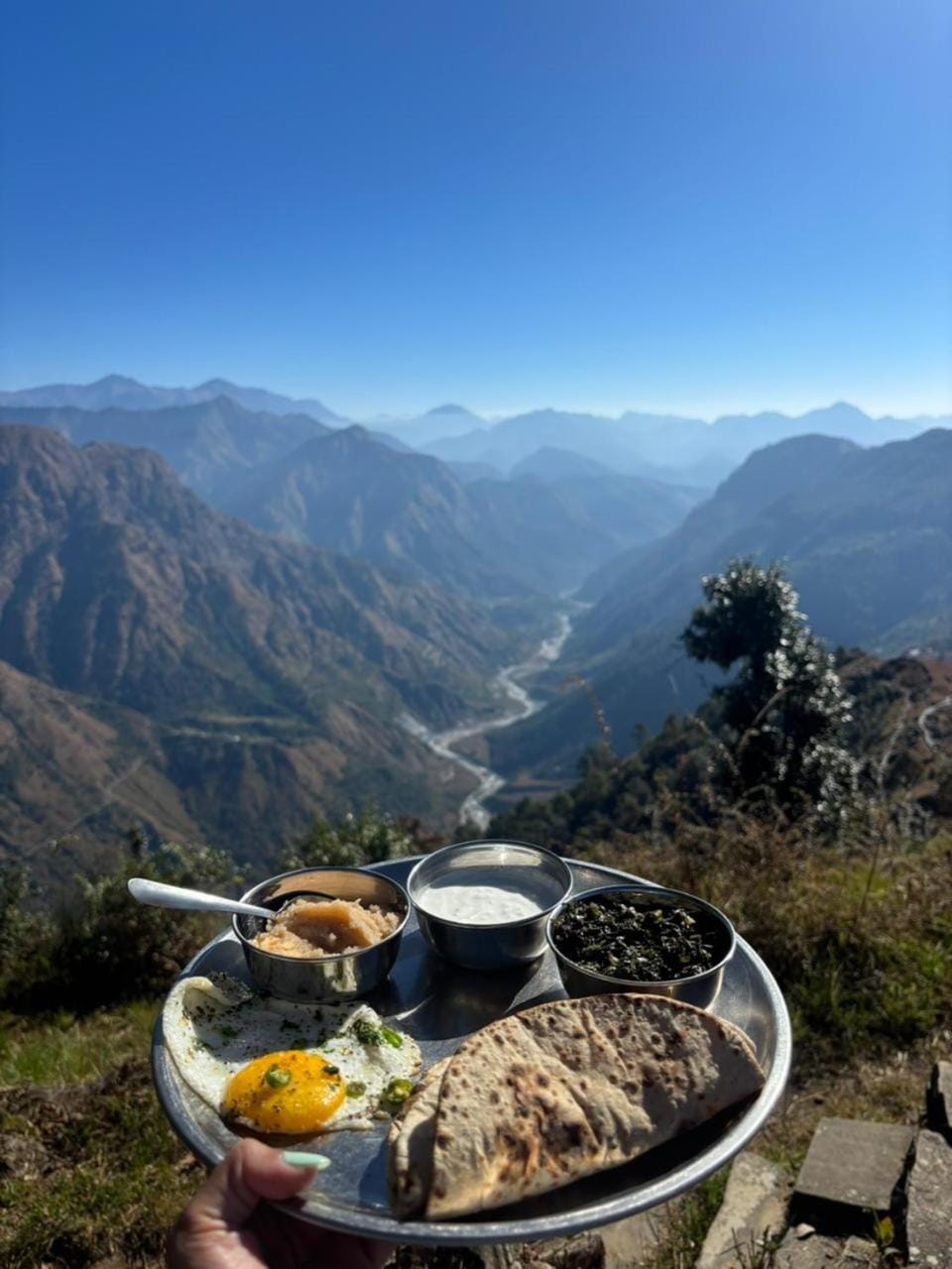 Day, Natural landscape, Food and drinks, Food, Mountain view, Breakfast