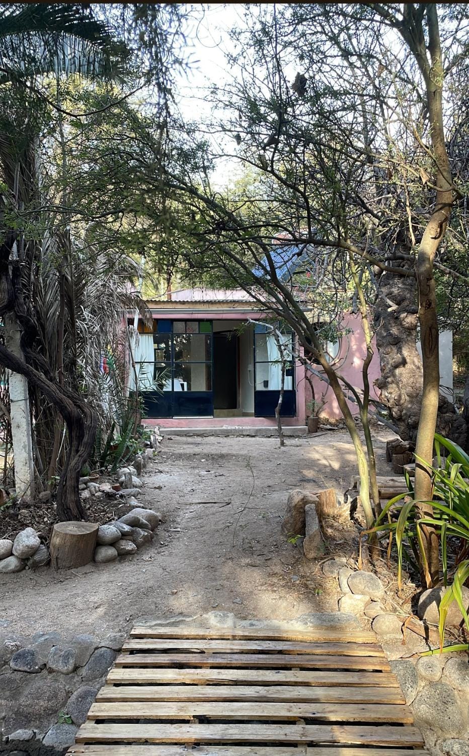 EsPAZcio UTERO House in San Marcos Sierras