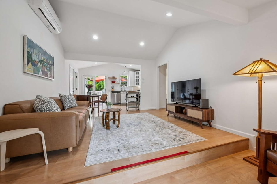 The Laurel - Kenwood Wine Country Escape House in Kenwood