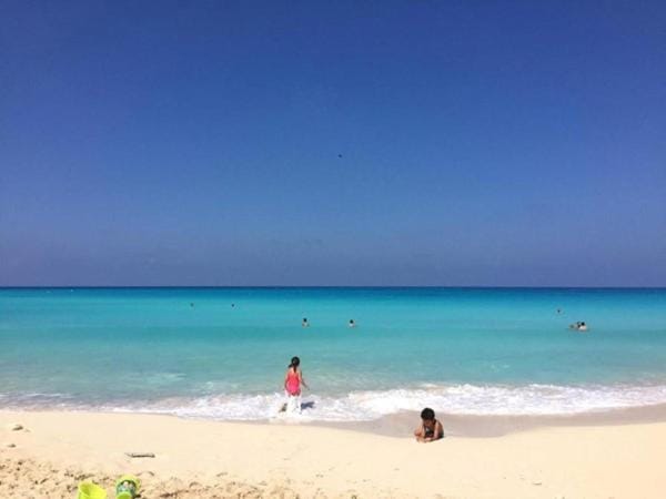 Day, People, Natural landscape, Beach, Sea view