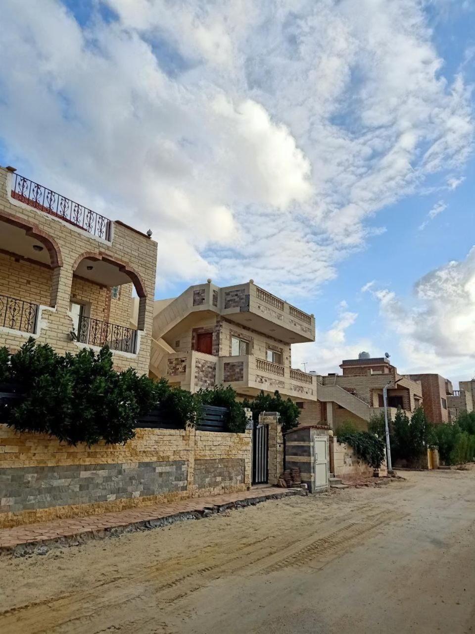 Property building, Day, Street view