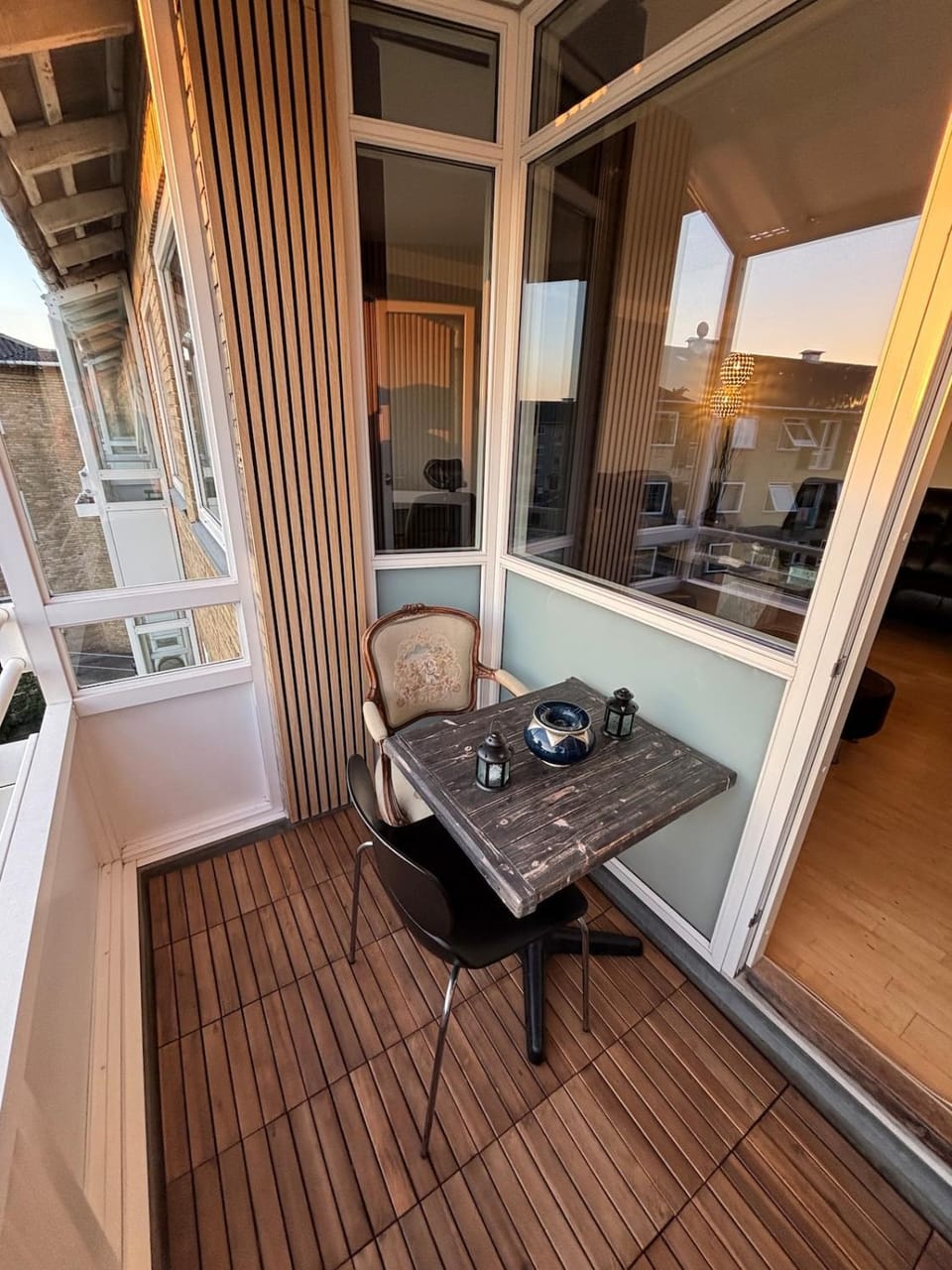 Luxury Apartment with Balcony, King Bed Free Parking 10 Min to Copenhagen Centre Apartment in Copenhagen