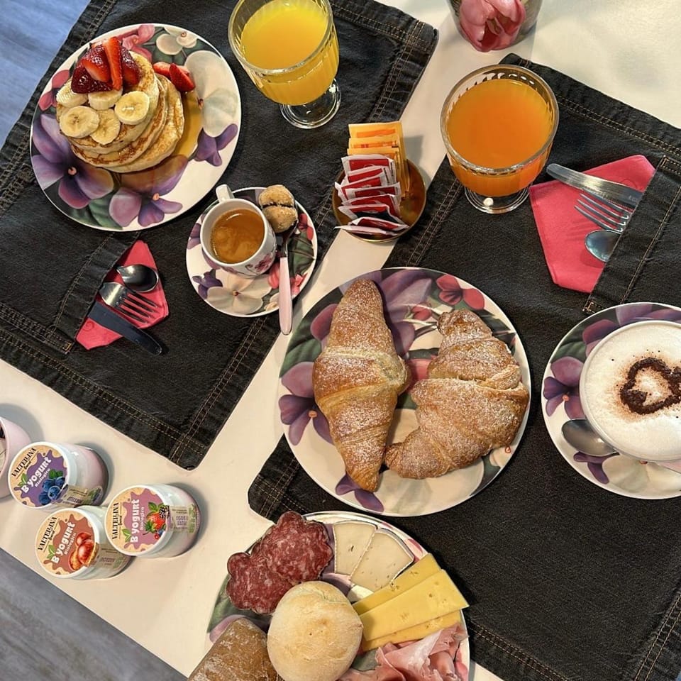 B&B La Dolce Casa Lago di Como Bed and Breakfast in Province of Lecco