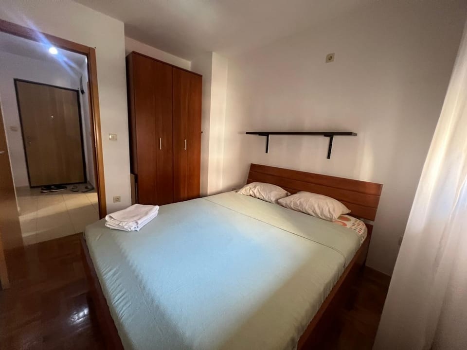 Apartman Stari Aerodrom NINA Apartment in Podgorica