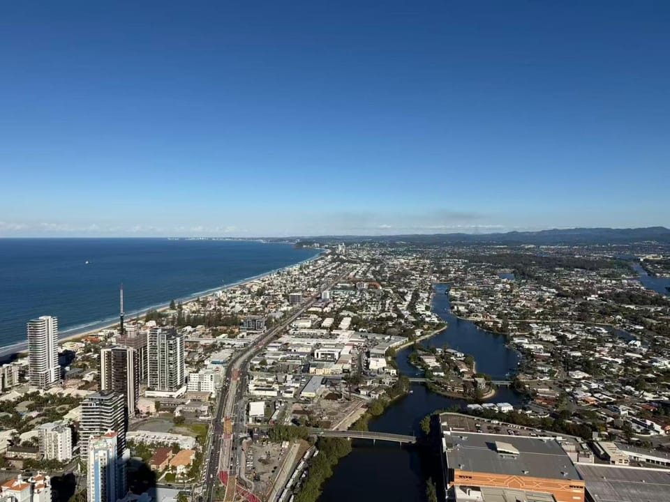 The Ocean Pearl 1B Skyline Apt Apartment in Gold Coast