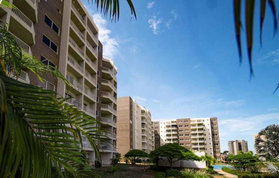 Carenero Costa Azul Garden Pool Apartment in Venezuela