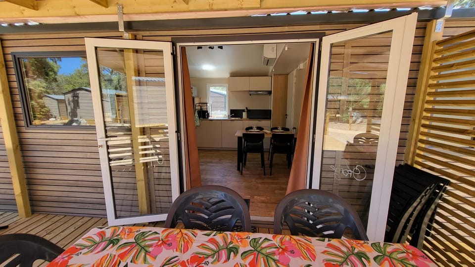 L'Eden des Chênes - Mobil-home premium neuf 6-7 pers - accès direct plage - Porto Vecchio Campground/ 
RV Resort in Porto-Vecchio