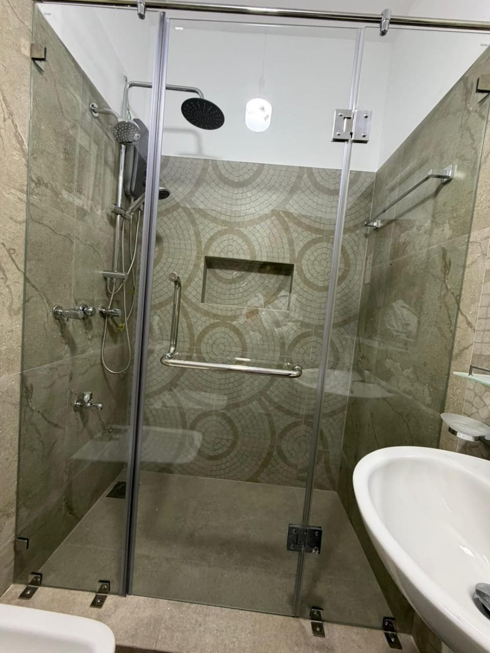 Shower, Bathroom