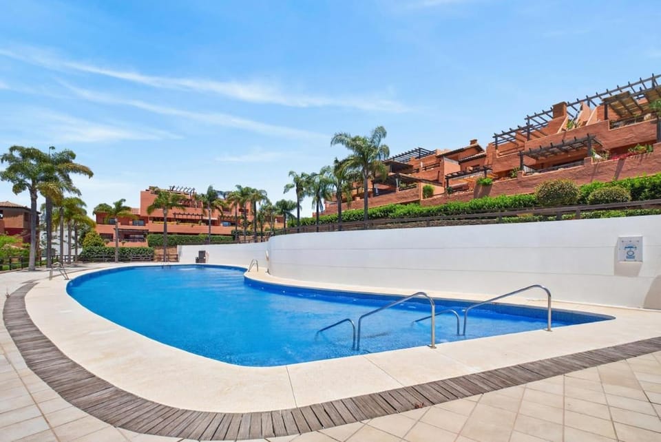 Costa Casares - Golf Gardens Apartment in Costa del Sol