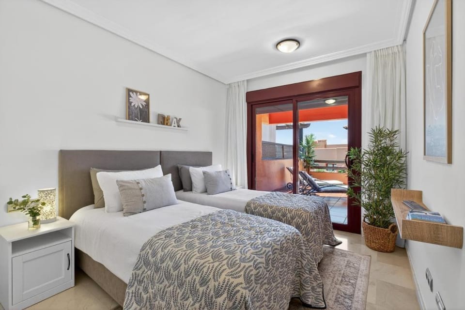 Costa Casares - Golf Gardens Apartment in Costa del Sol