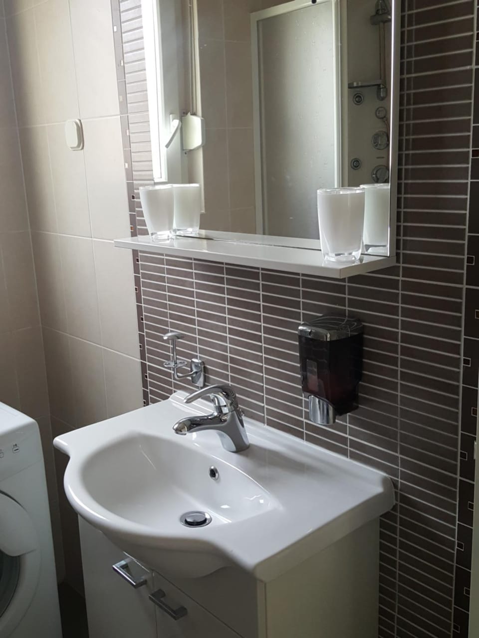 Bathroom, Bath
