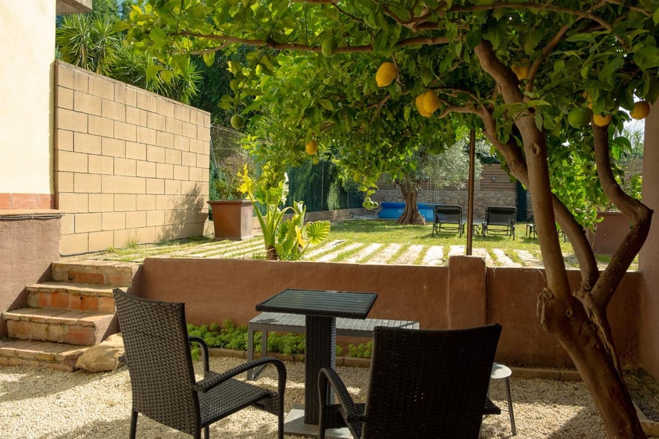 L'Olivera, casa Figueres, Costa Brava , barbacoa House in Figueres