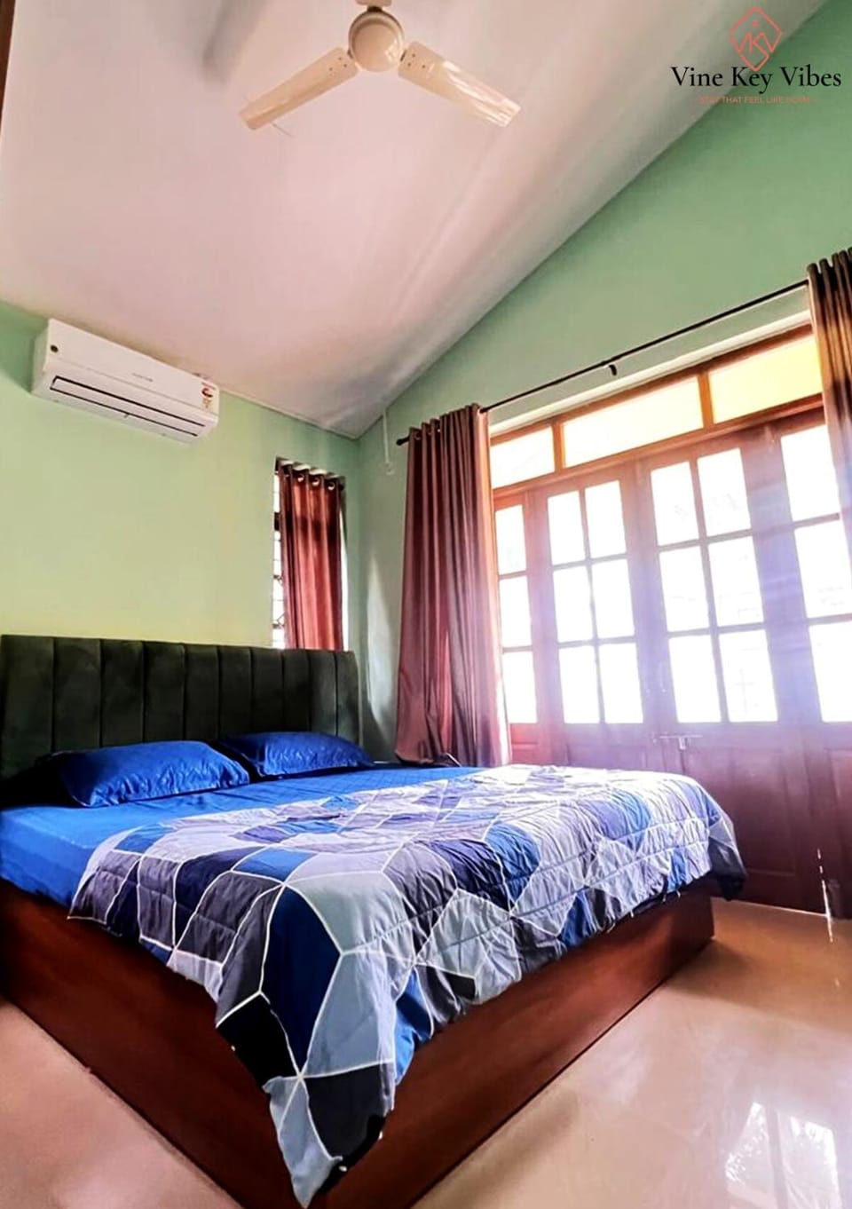 Bed, Bedroom, air conditioner